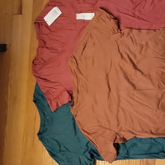 Bundle of 3 women's t-shirts - Picture 1 of 1